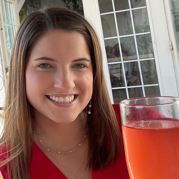 Meet your Posher, Haley - Picture 1 of 1